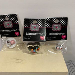 Make It Love It Miniatures Doll House Accessories Desserts Cupcakes Cake NWT